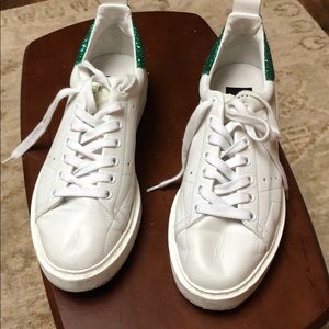 Sneaker by Golden Goose